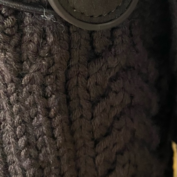 UGG CLASSIC CARDI CABLED KNIT BROWN BOOTS - WOMEN'S 8 - Picture 11 of 15